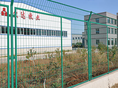 工厂围墙护栏图片2