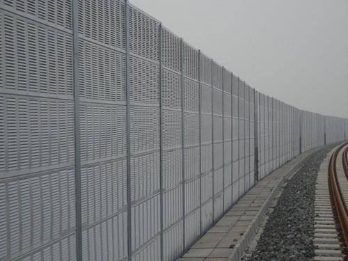 高铁声屏障图片2
