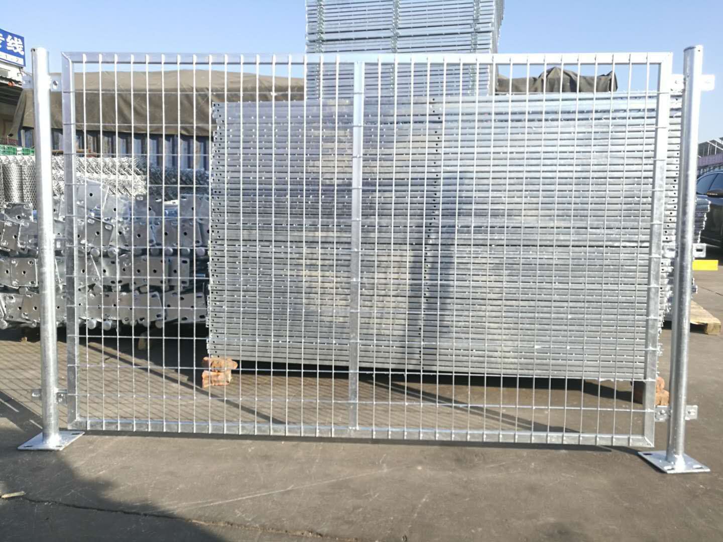 热镀锌护栏网图片6